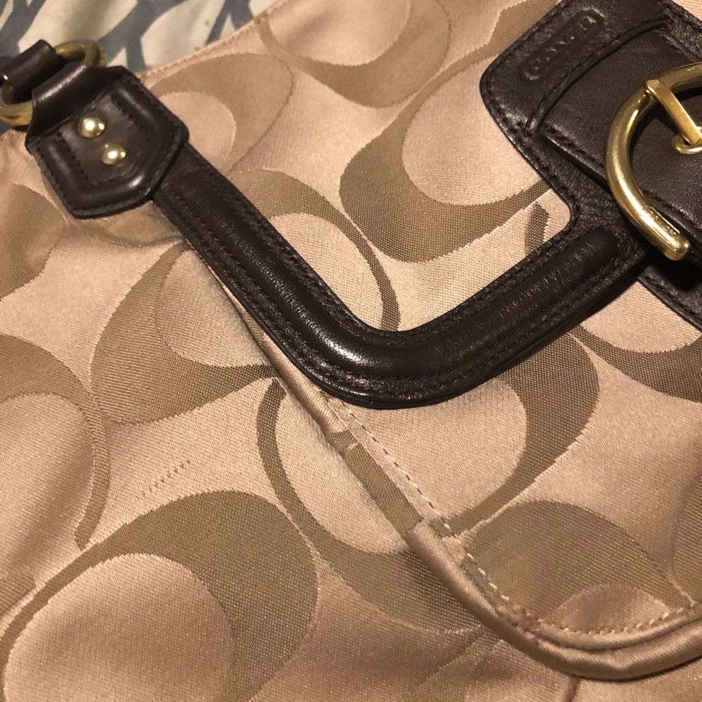 Authentic Coach Purse ๐๐ - Picture 2 of 4